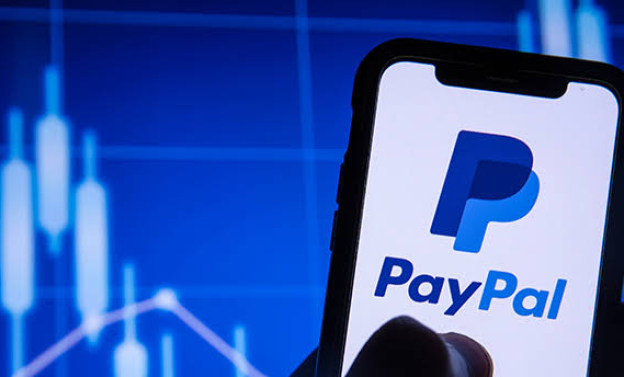 PayPal expands stablecoin and AI payment strategy while crypto stays outside core operations